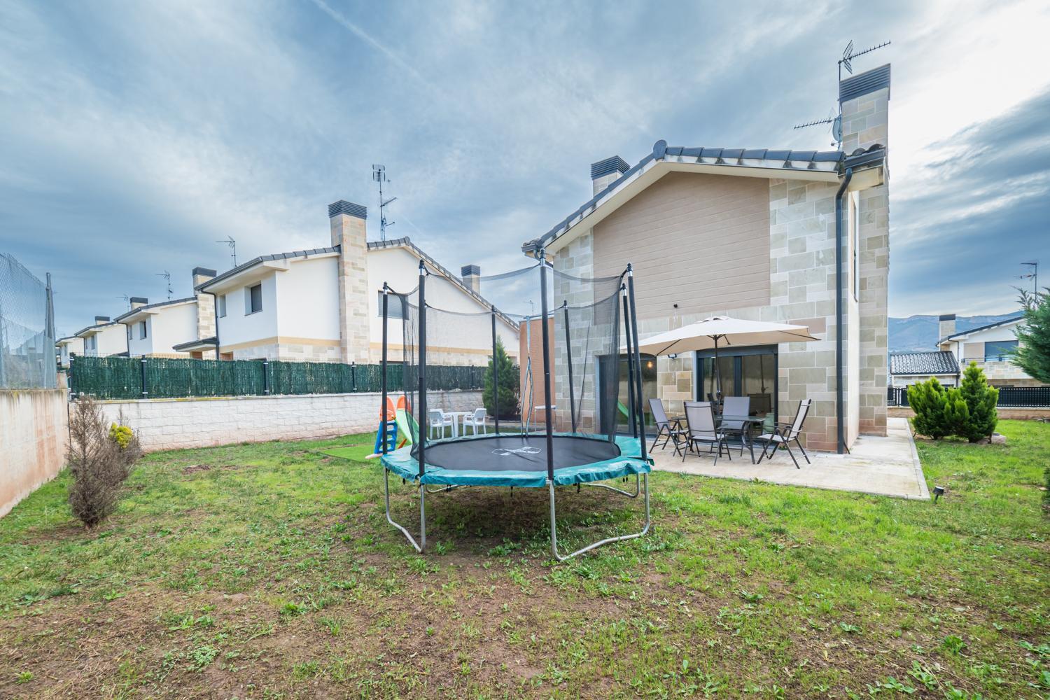 Casa Nea, Tu Hogar En La Rioja Villa Nalda Екстериор снимка